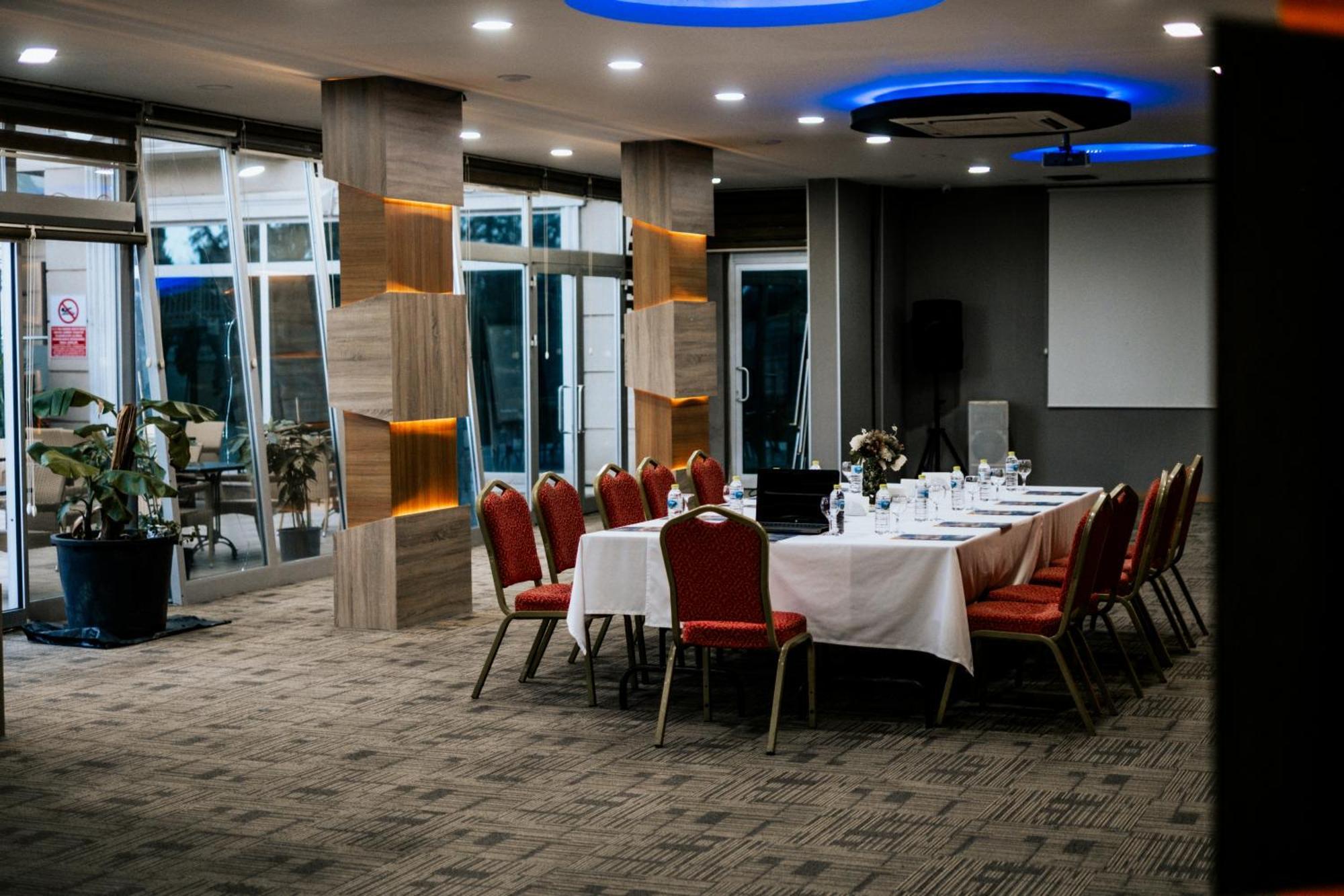 Elegance Resort Hotel & Spa Wellness-Aqua Yalova  Zewnętrze zdjęcie